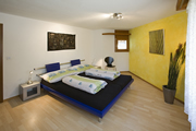 Laax - Ferienwohnung am Laaxersee - Schlafzimmer